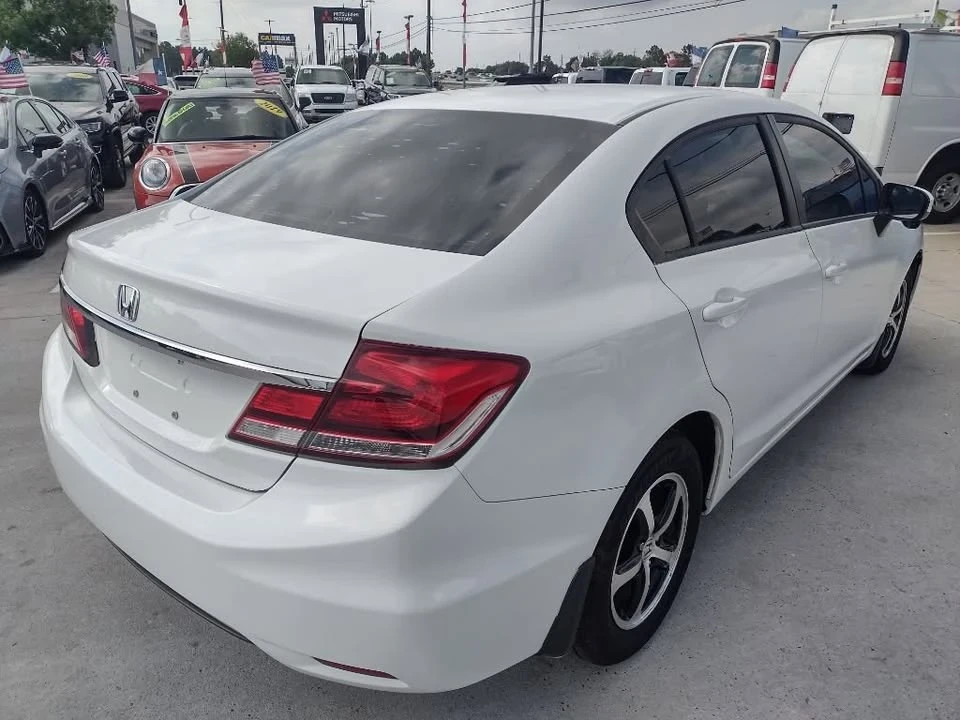 2015 Honda Civic 9th Gen - Image 7 of 20