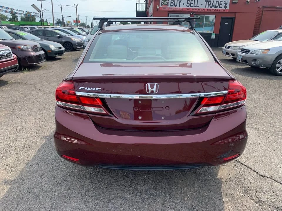 2015 Honda Civic 9th Gen - Image 3 of 13