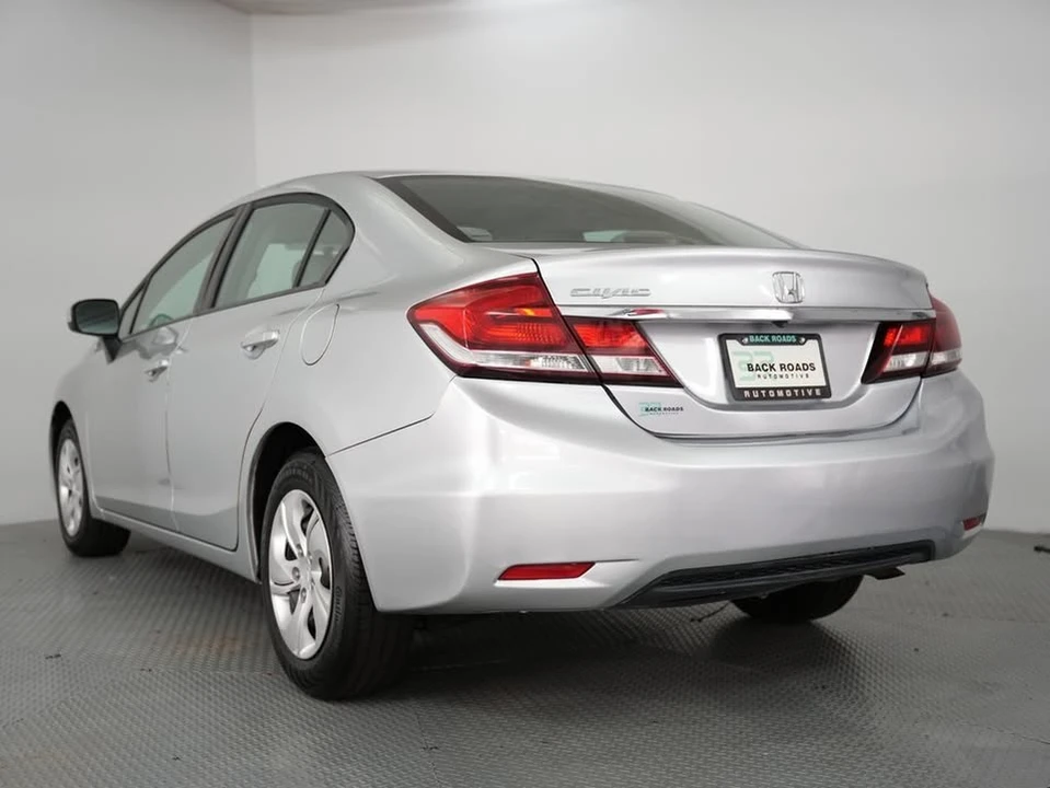 2015 Honda Civic 9th Gen - Image 8 of 20