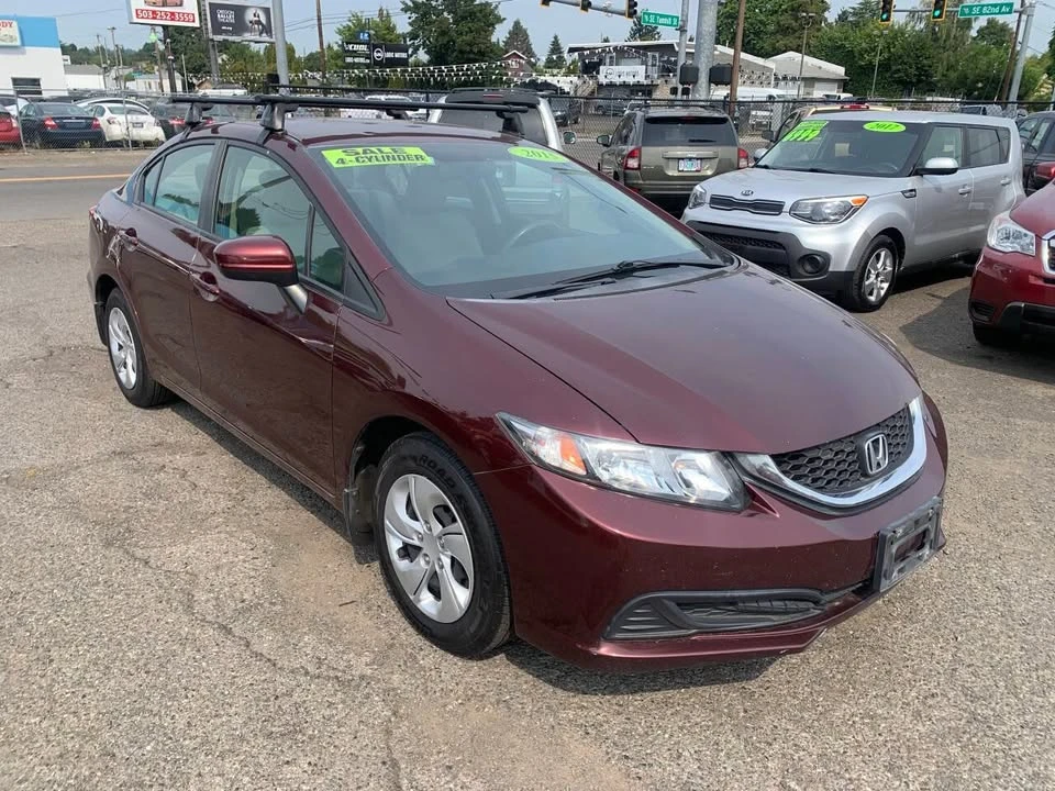 2015 Honda Civic 9th Gen - Image 6 of 13