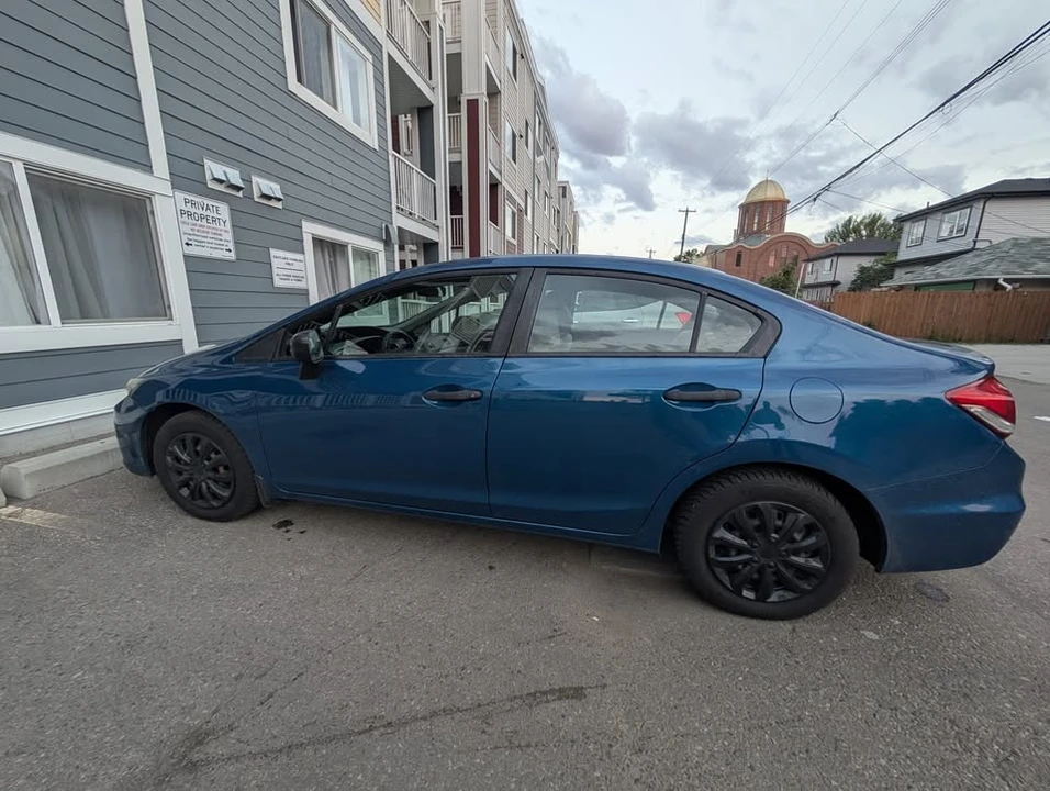 2015 Honda Civic 9th Gen - Image 3 of 6