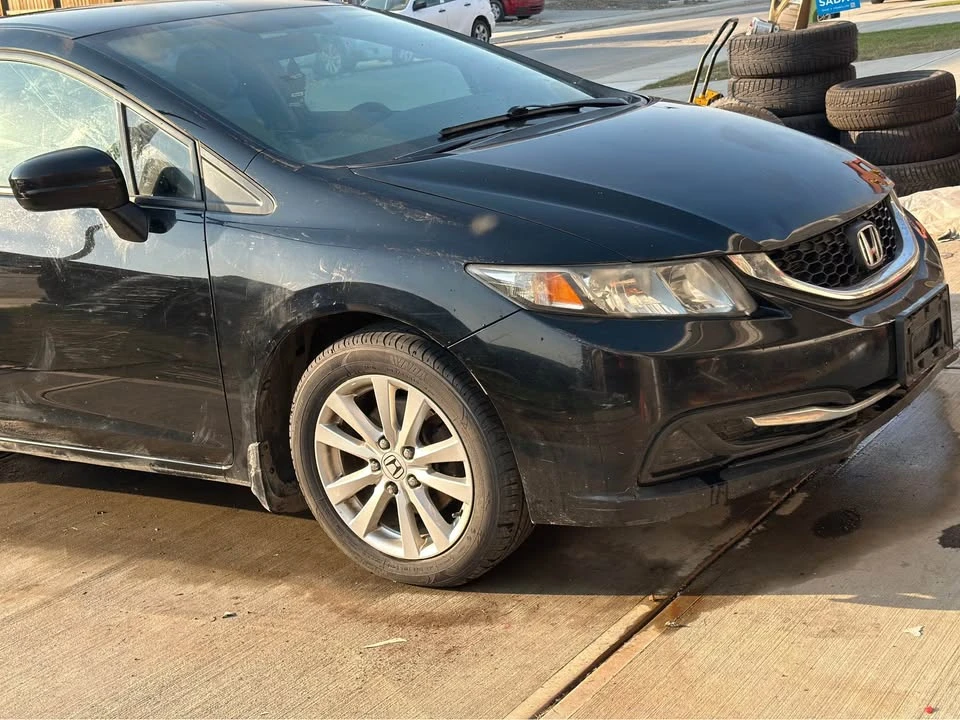2015 Honda Civic 9th Gen - Image 3 of 7