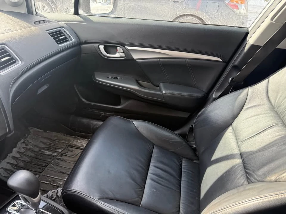 2015 Honda Civic 9th Gen - Image 16 of 17