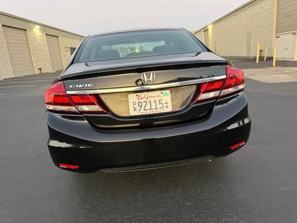 2015 Honda Civic 9th Gen - Image 6 of 13