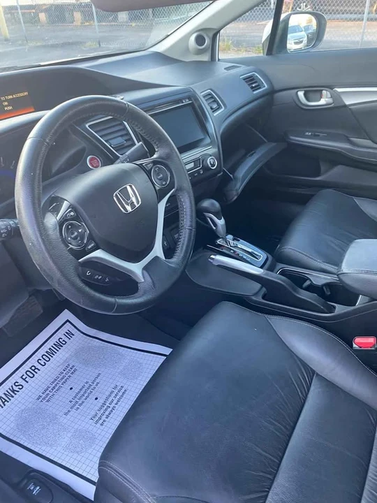 2015 Honda Civic 9th Gen - Image 5 of 6
