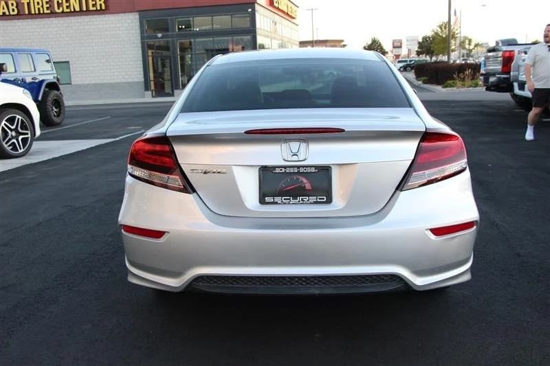 2015 Honda Civic 9th Gen - Image 5 of 19