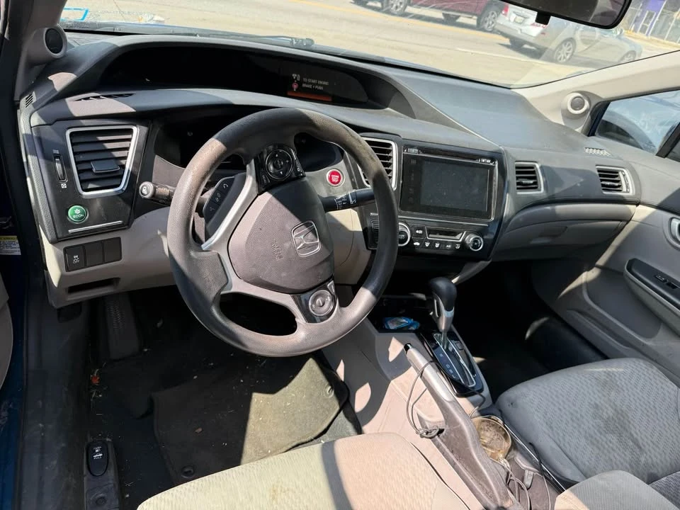 2015 Honda Civic 9th Gen - Image 7 of 11