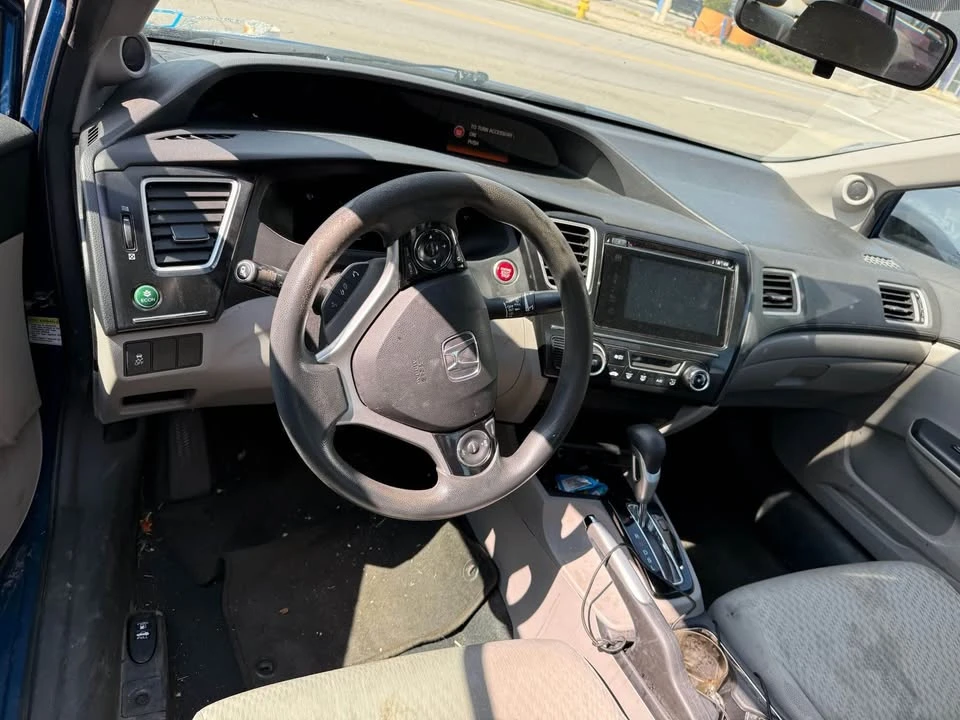 2015 Honda Civic 9th Gen - Image 9 of 11
