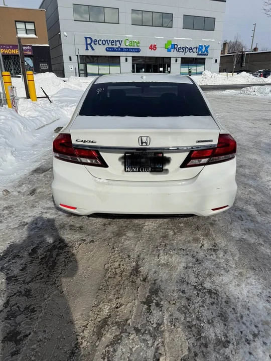 2015 Honda Civic 9th Gen - Image 10 of 17