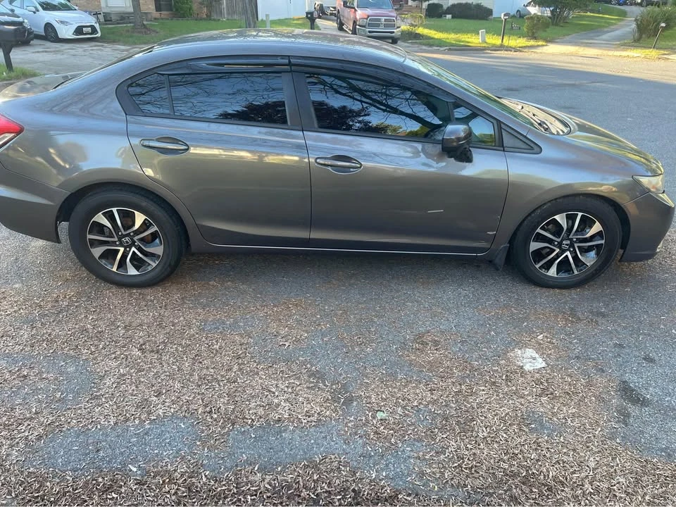 2015 Honda Civic 9th Gen - Image 6 of 8