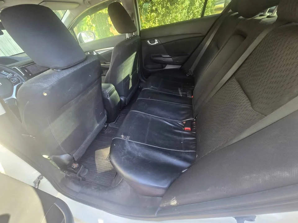 2015 Honda Civic 9th Gen - Image 6 of 10