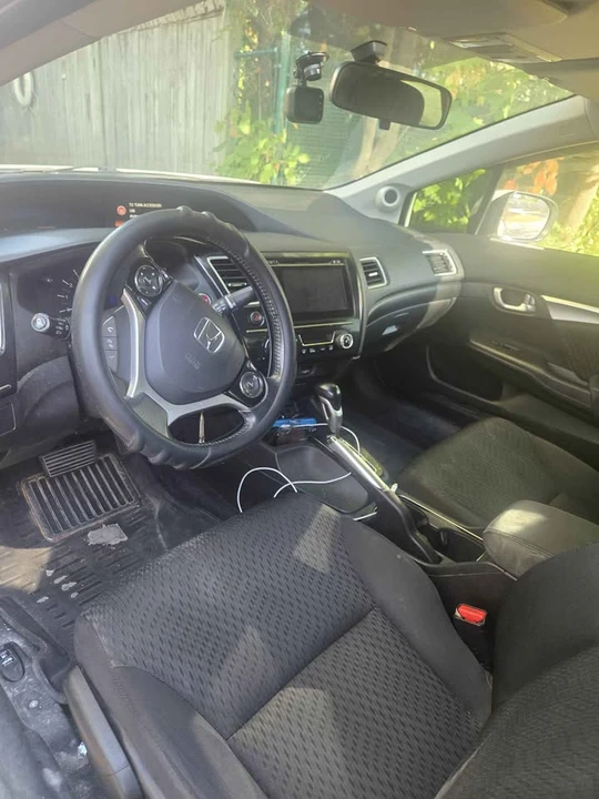 2015 Honda Civic 9th Gen - Image 5 of 10