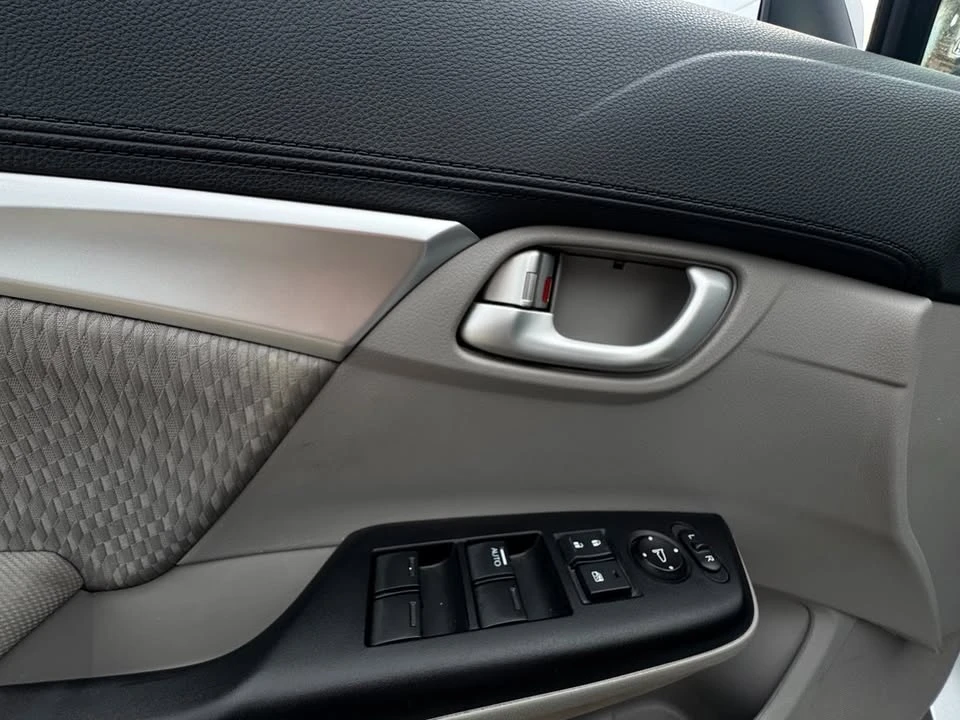 2015 Honda Civic 9th Gen - Image 12 of 19