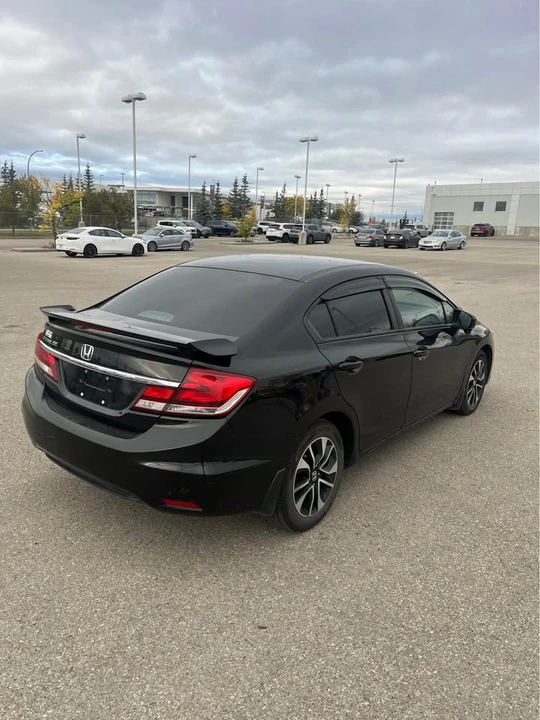2015 Honda Civic 9th Gen - Image 6 of 12