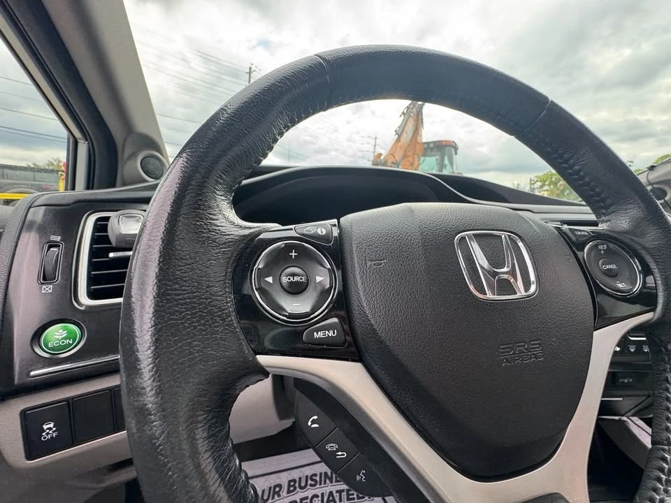 2015 Honda Civic 9th Gen - Image 10 of 19