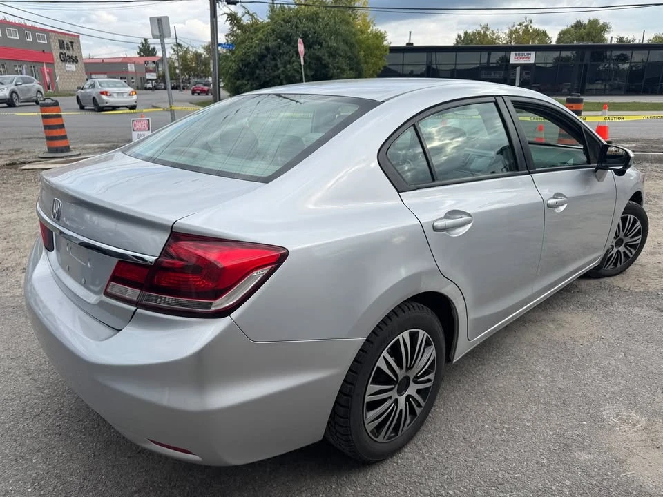 2015 Honda Civic 9th Gen - Image 3 of 19