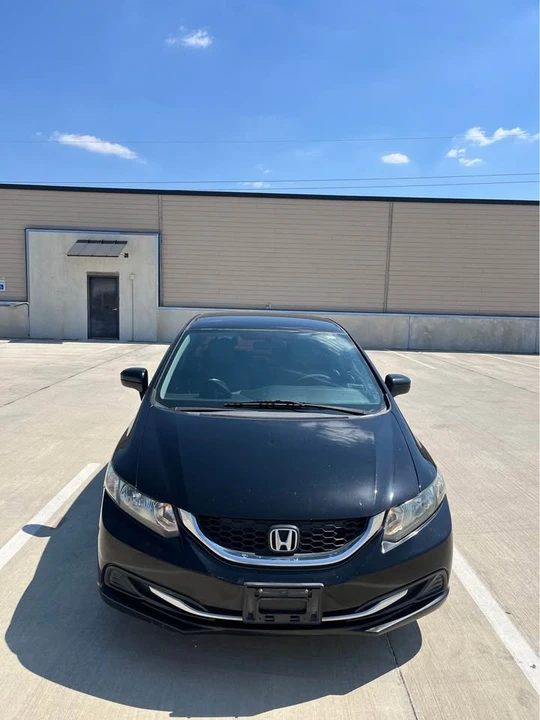 2015 Honda Civic 9th Gen - Image 2 of 7