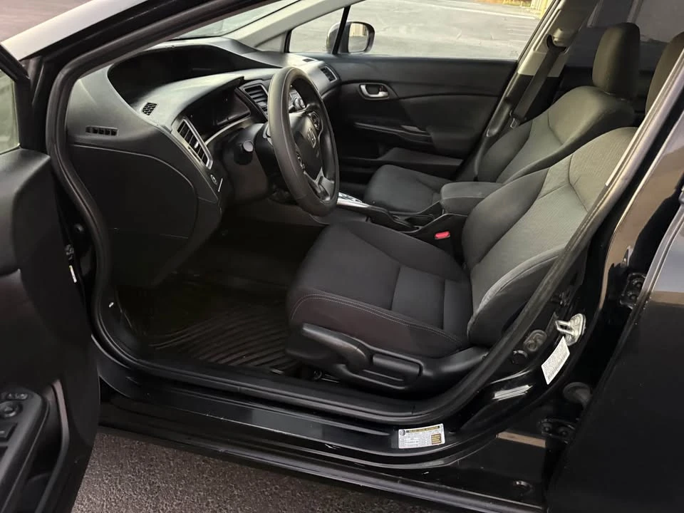 2015 Honda Civic 9th Gen - Image 9 of 13