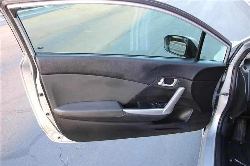 2015 Honda Civic 9th Gen - Image 11 of 19