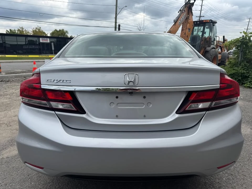 2015 Honda Civic 9th Gen - Image 4 of 19