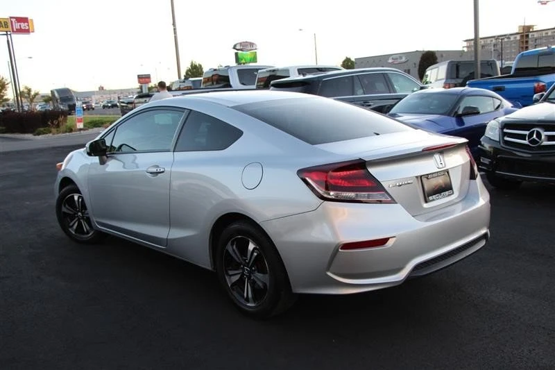 2015 Honda Civic 9th Gen - Image 4 of 19