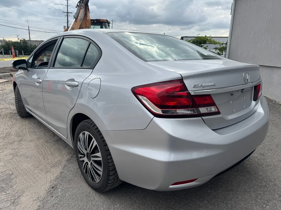 2015 Honda Civic 9th Gen - Image 5 of 19