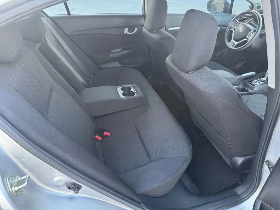 2015 Honda Civic 9th Gen - Image 9 of 12