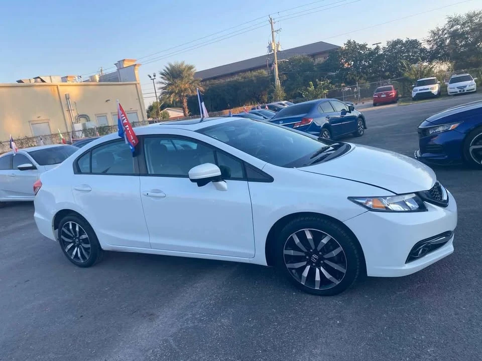 2015 Honda Civic 9th Gen - Image 2 of 6
