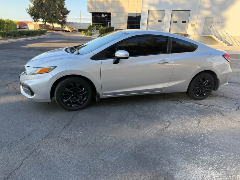 2015 Honda Civic 9th Gen - Image 5 of 16
