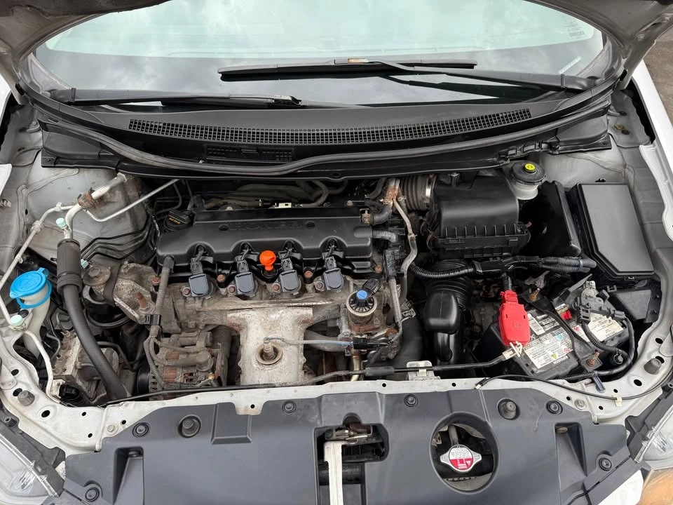 2015 Honda Civic 9th Gen - Image 18 of 21