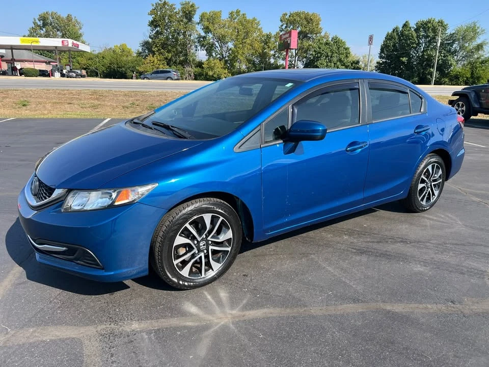 2015 Honda Civic 9th Gen - Image 2 of 20