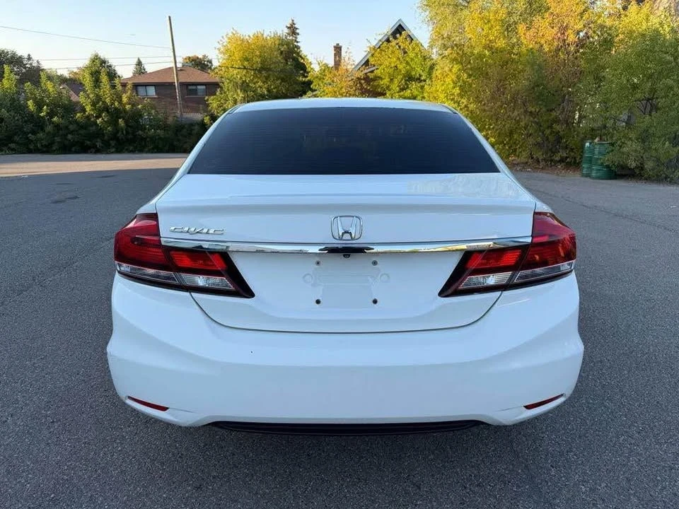 2015 Honda Civic 9th Gen - Image 8 of 11