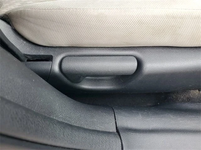 2015 Honda Civic 9th Gen - Image 9 of 20