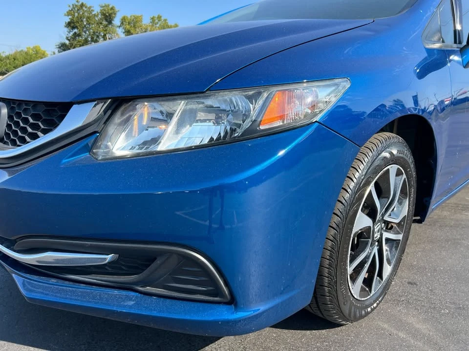2015 Honda Civic 9th Gen - Image 13 of 20