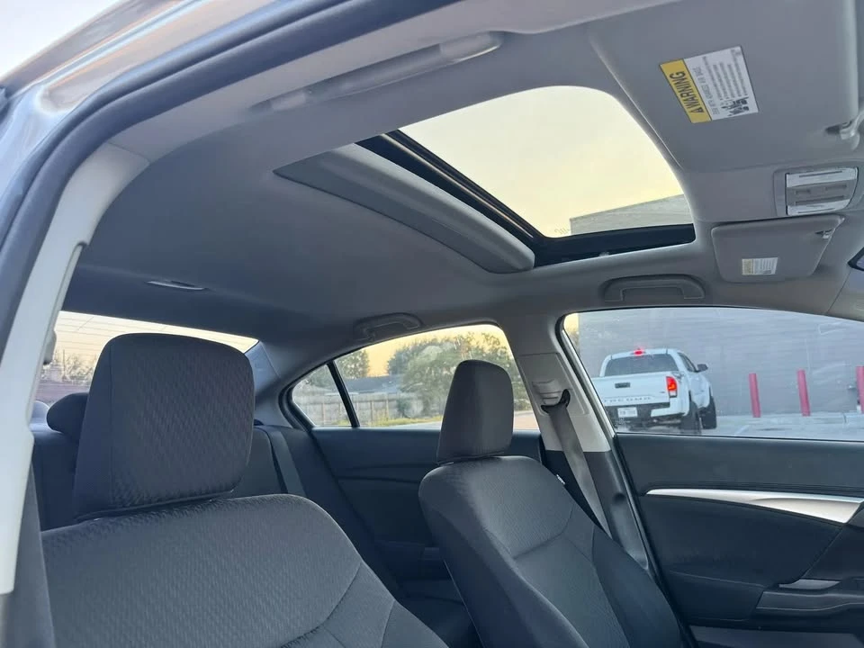 2015 Honda Civic 9th Gen - Image 7 of 12
