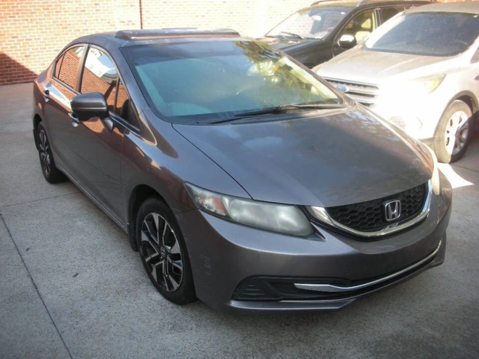 2015 Honda Civic 9th Gen - Image 2 of 7