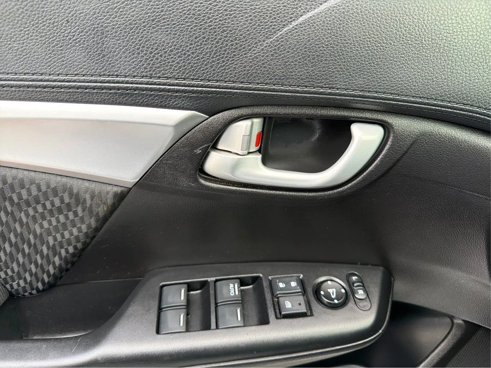2015 Honda Civic 9th Gen - Image 19 of 20