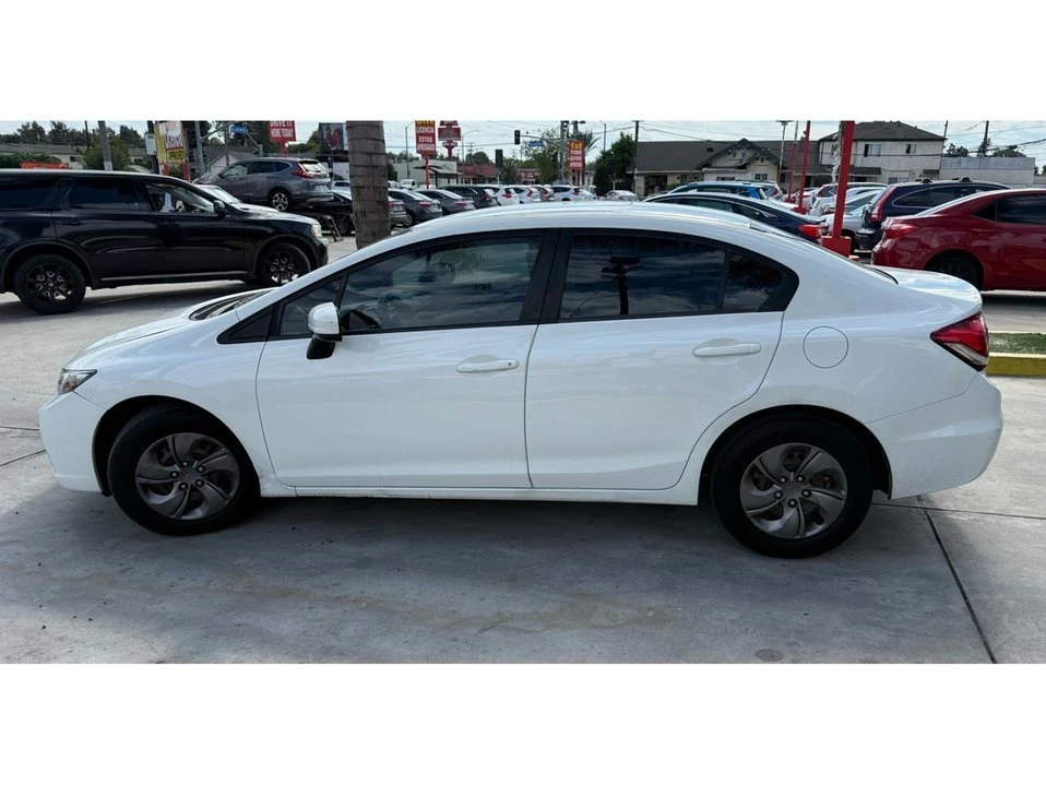 2015 Honda Civic 9th Gen - Image 5 of 11