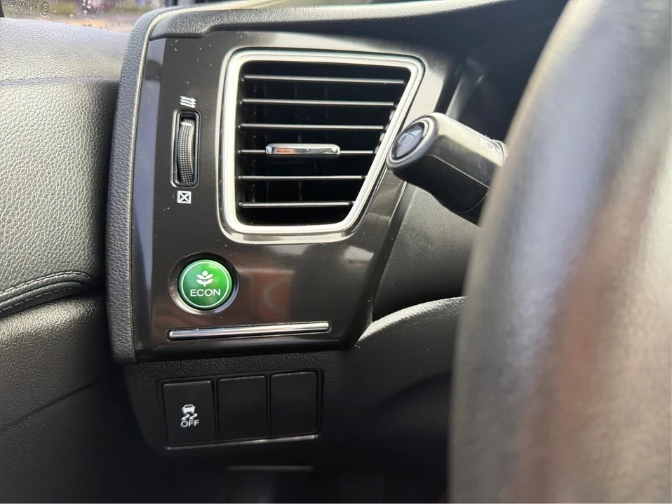 2015 Honda Civic 9th Gen - Image 18 of 20