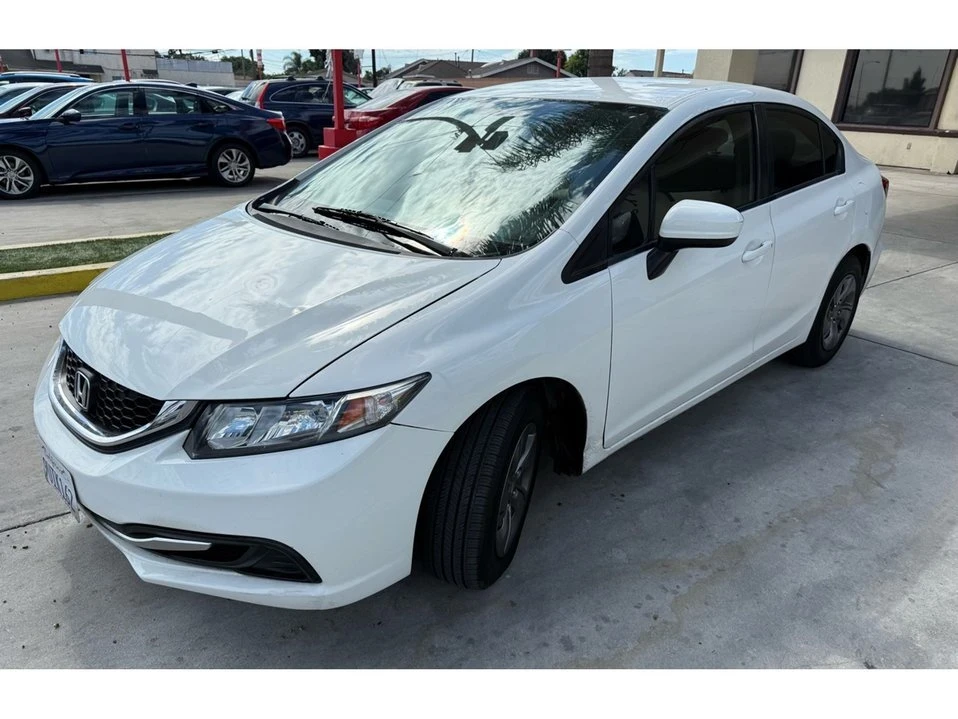2015 Honda Civic 9th Gen - Image 6 of 11