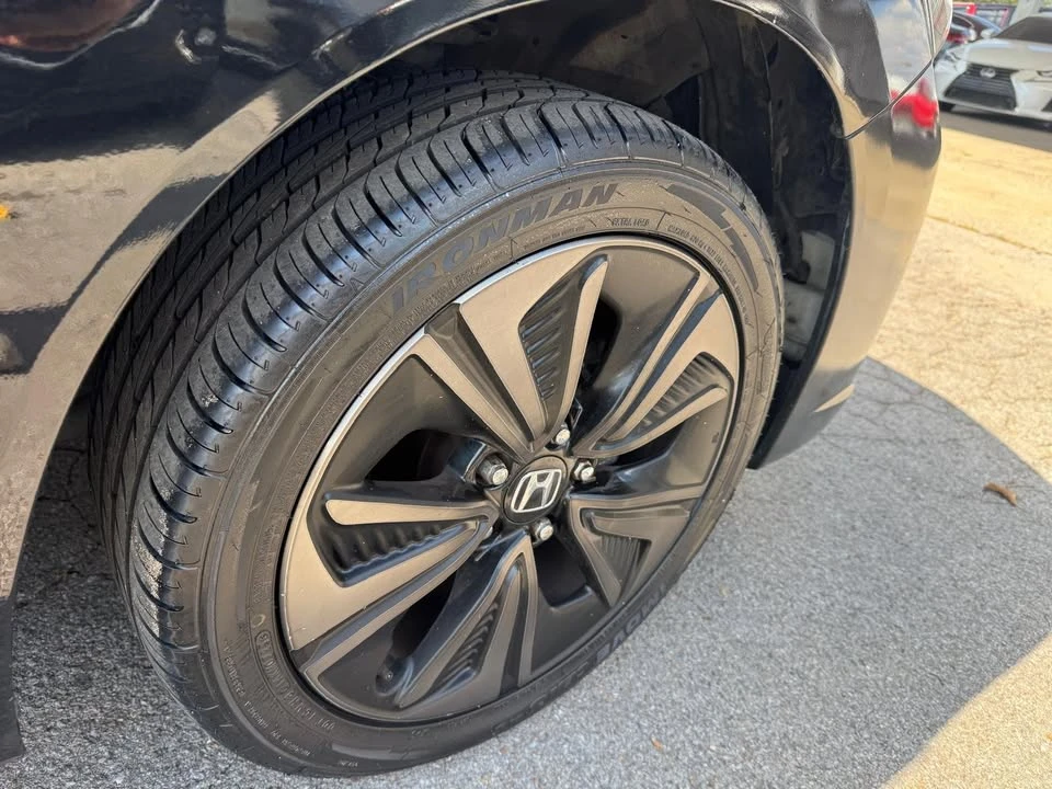 2015 Honda Civic 9th Gen - Image 7 of 10