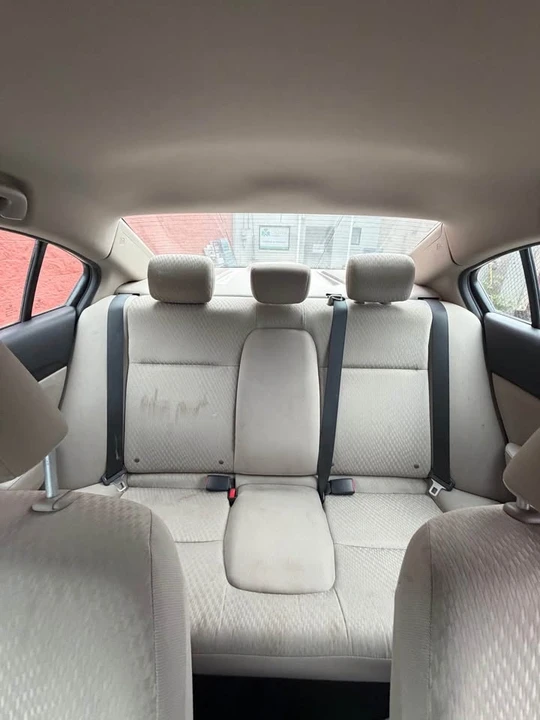 2015 Honda Civic 9th Gen - Image 6 of 7