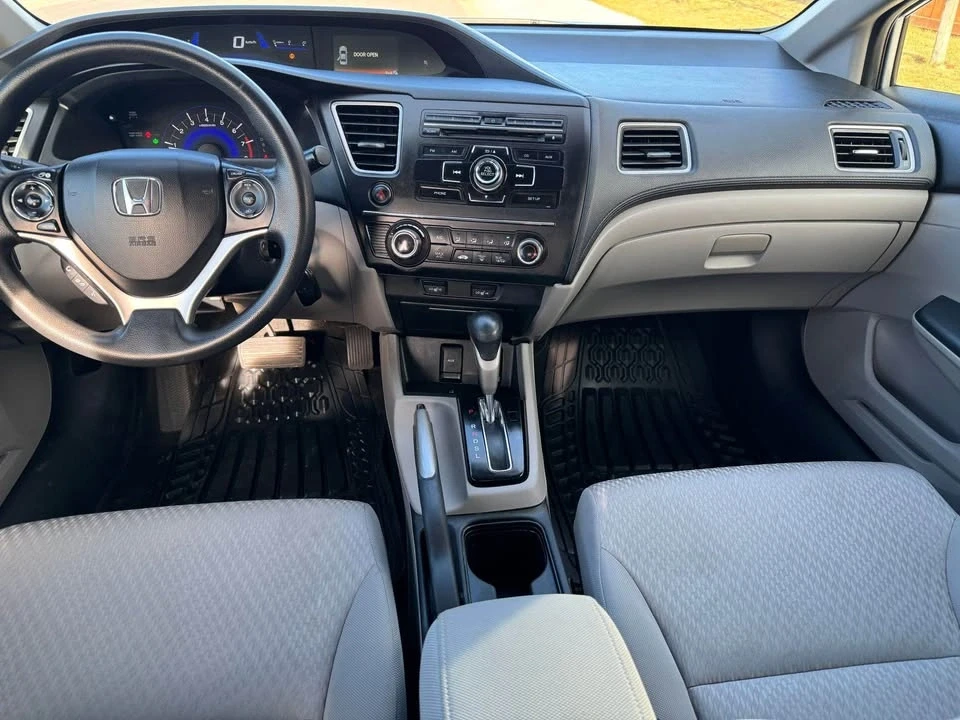 2015 Honda Civic 9th Gen - Image 7 of 20