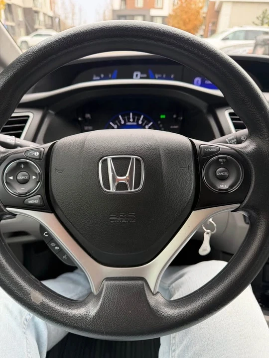 2015 Honda Civic 9th Gen - Image 11 of 12