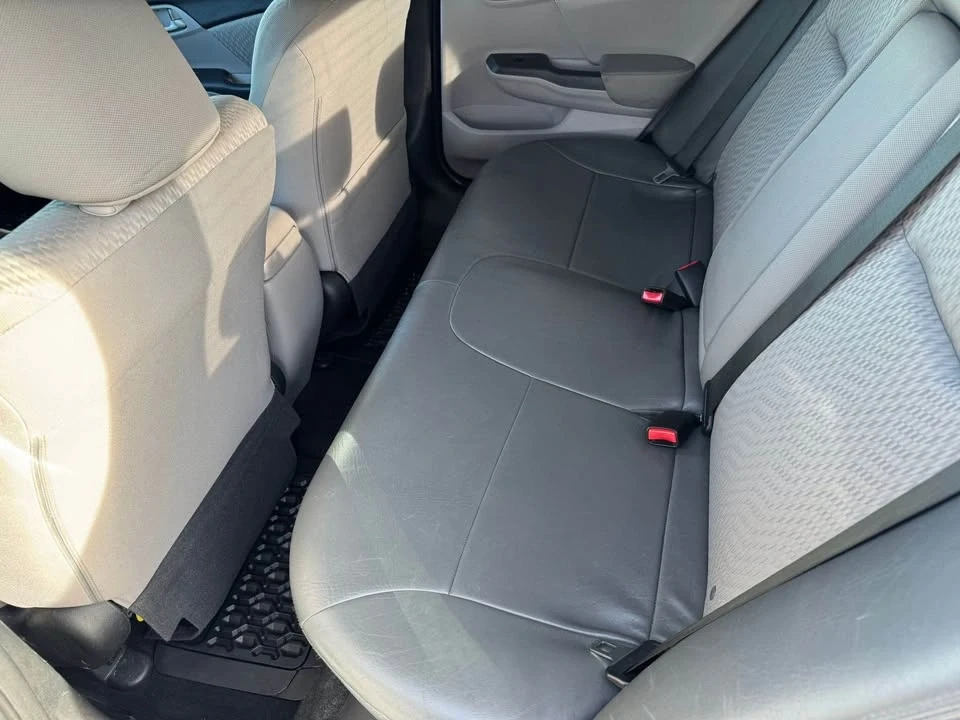2015 Honda Civic 9th Gen - Image 8 of 20