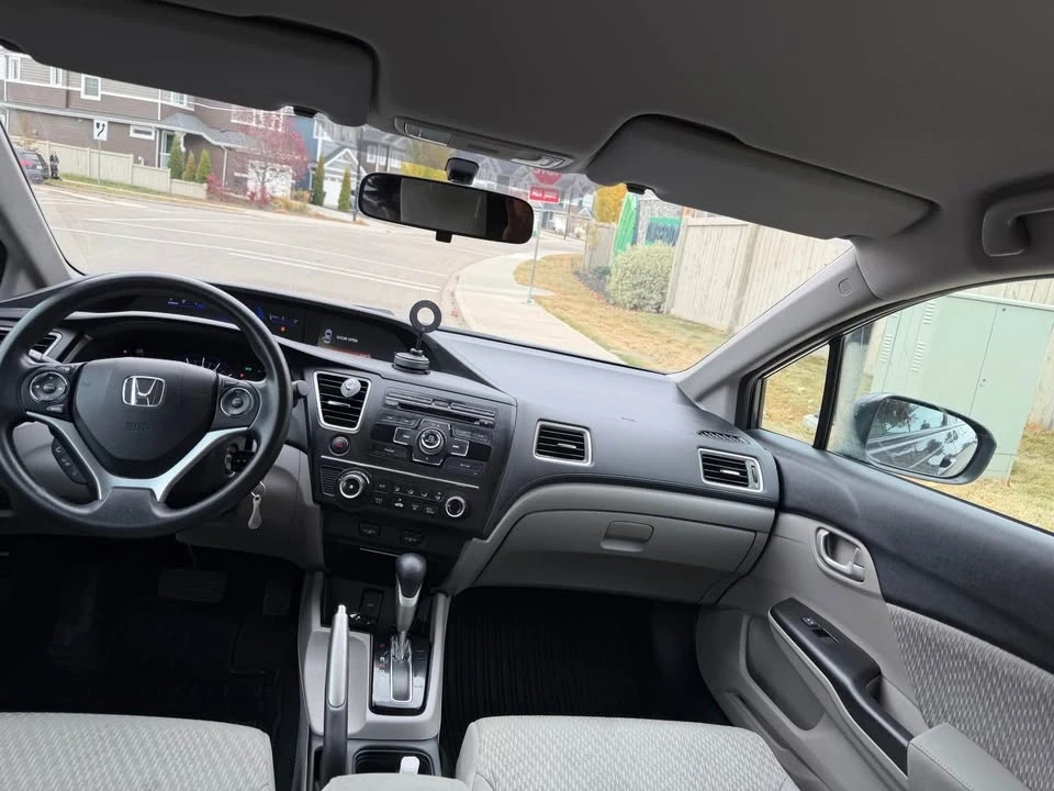 2015 Honda Civic 9th Gen - Image 9 of 12