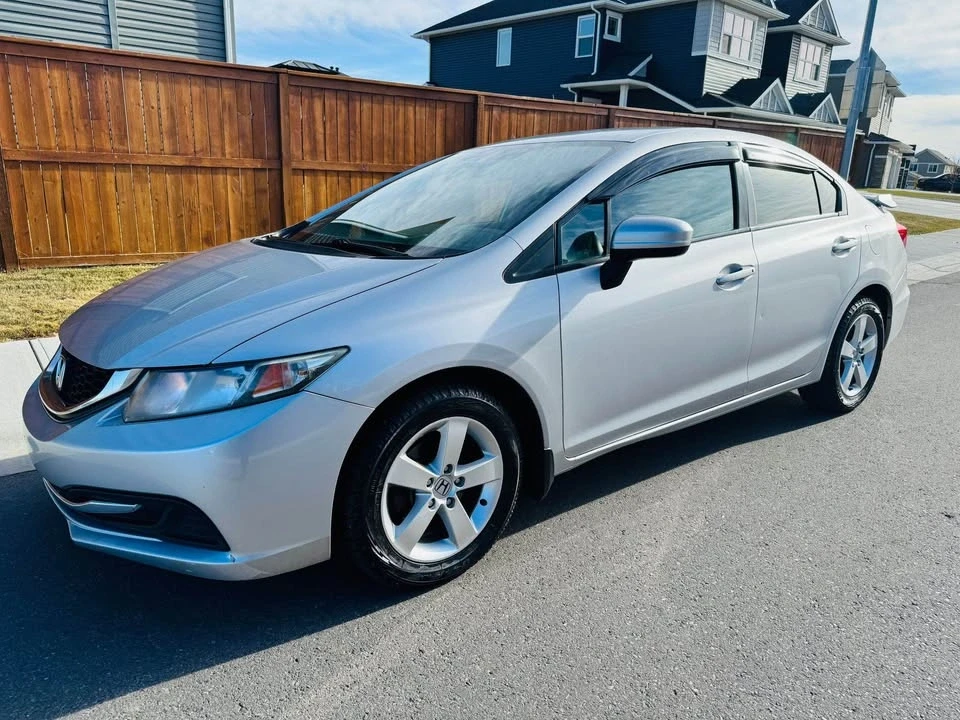 2015 Honda Civic 9th Gen - Image 17 of 20