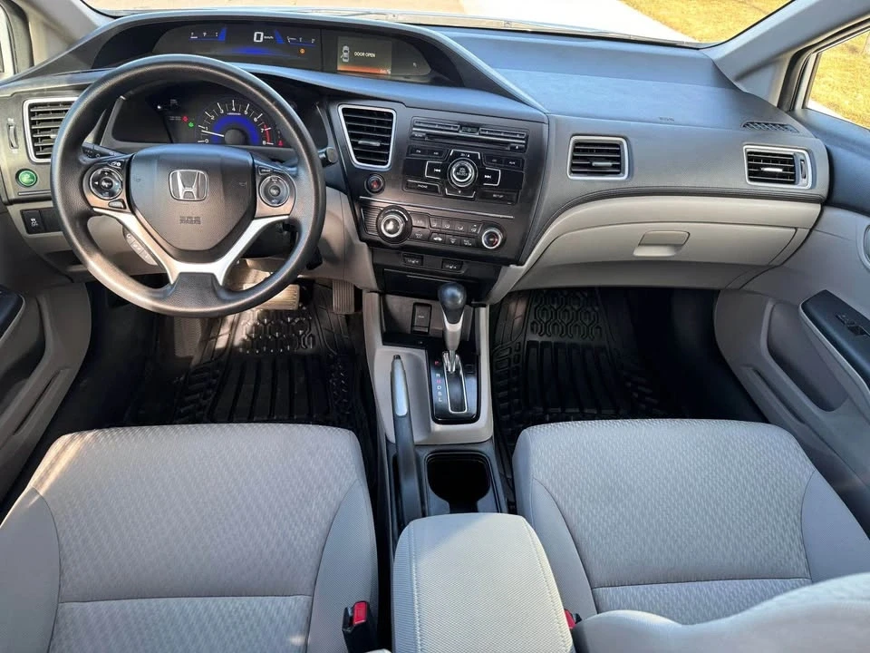 2015 Honda Civic 9th Gen - Image 11 of 20