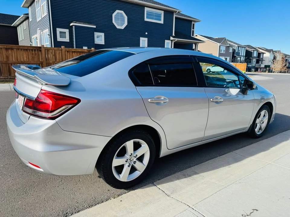 2015 Honda Civic 9th Gen - Image 4 of 20