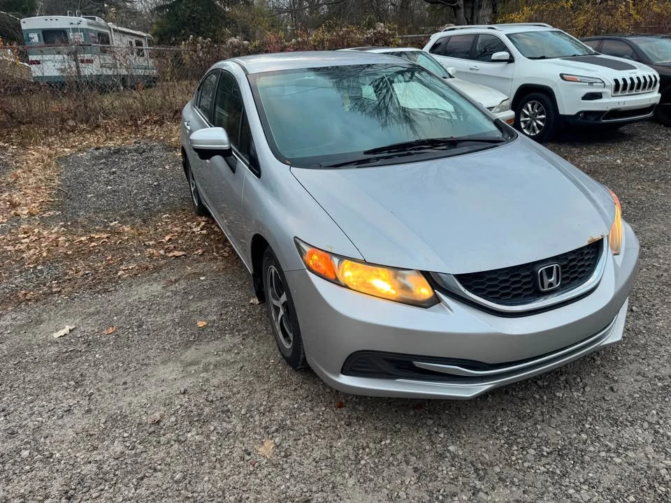 2015 Honda Civic 9th Gen - Image 7 of 9